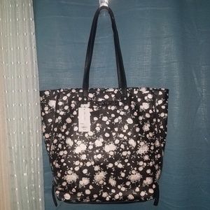 Candie's tote purse 😍